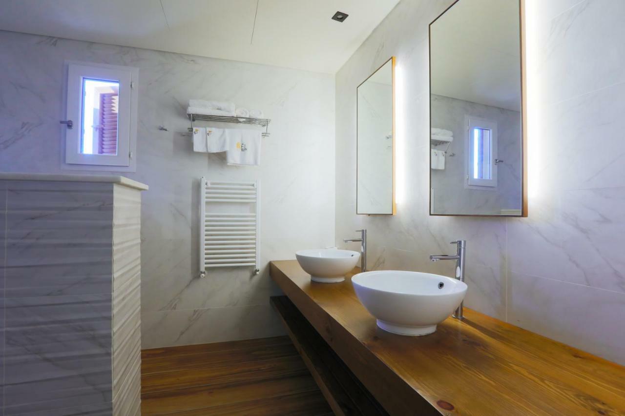 El Boutique Hotel Тир Екстериор снимка
