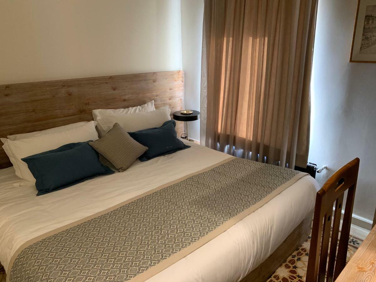 El Boutique Hotel Тир Екстериор снимка