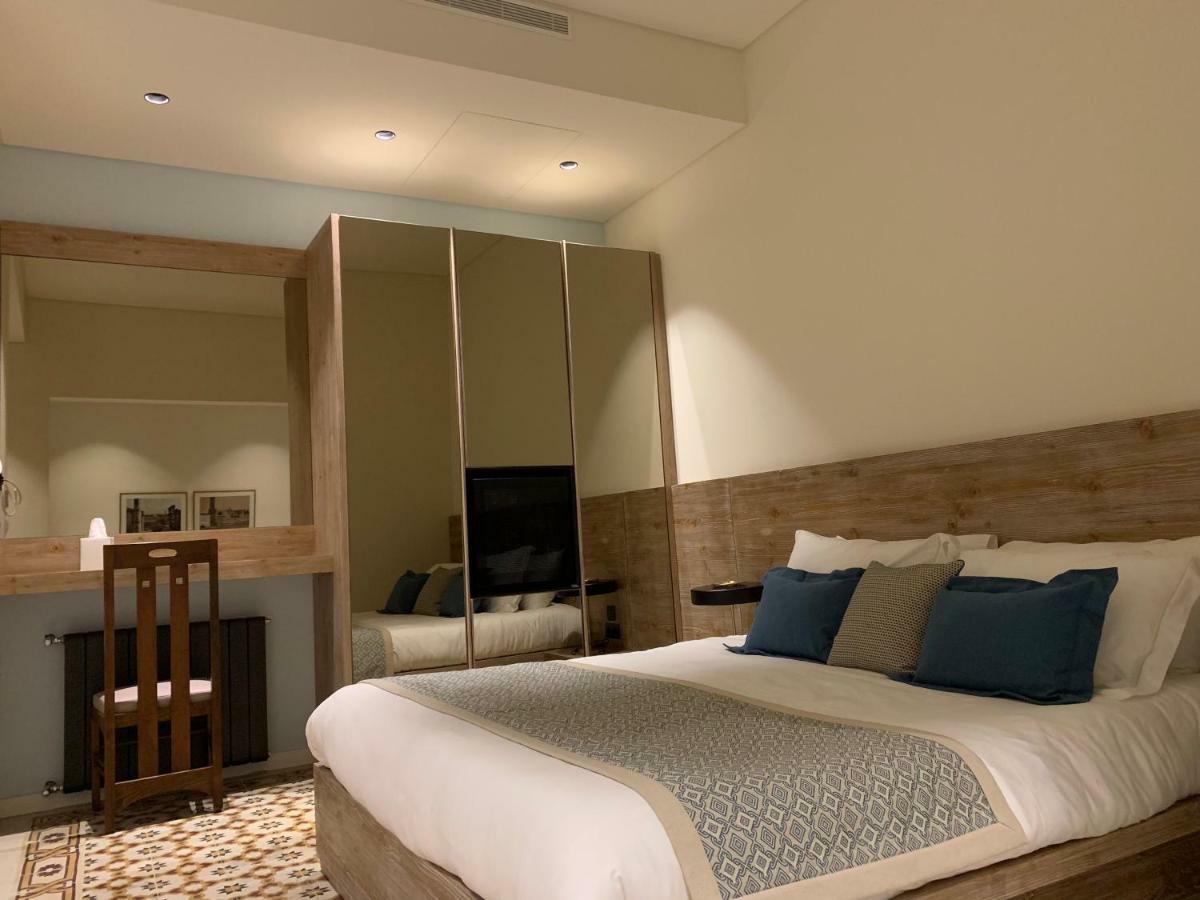 El Boutique Hotel Тир Екстериор снимка